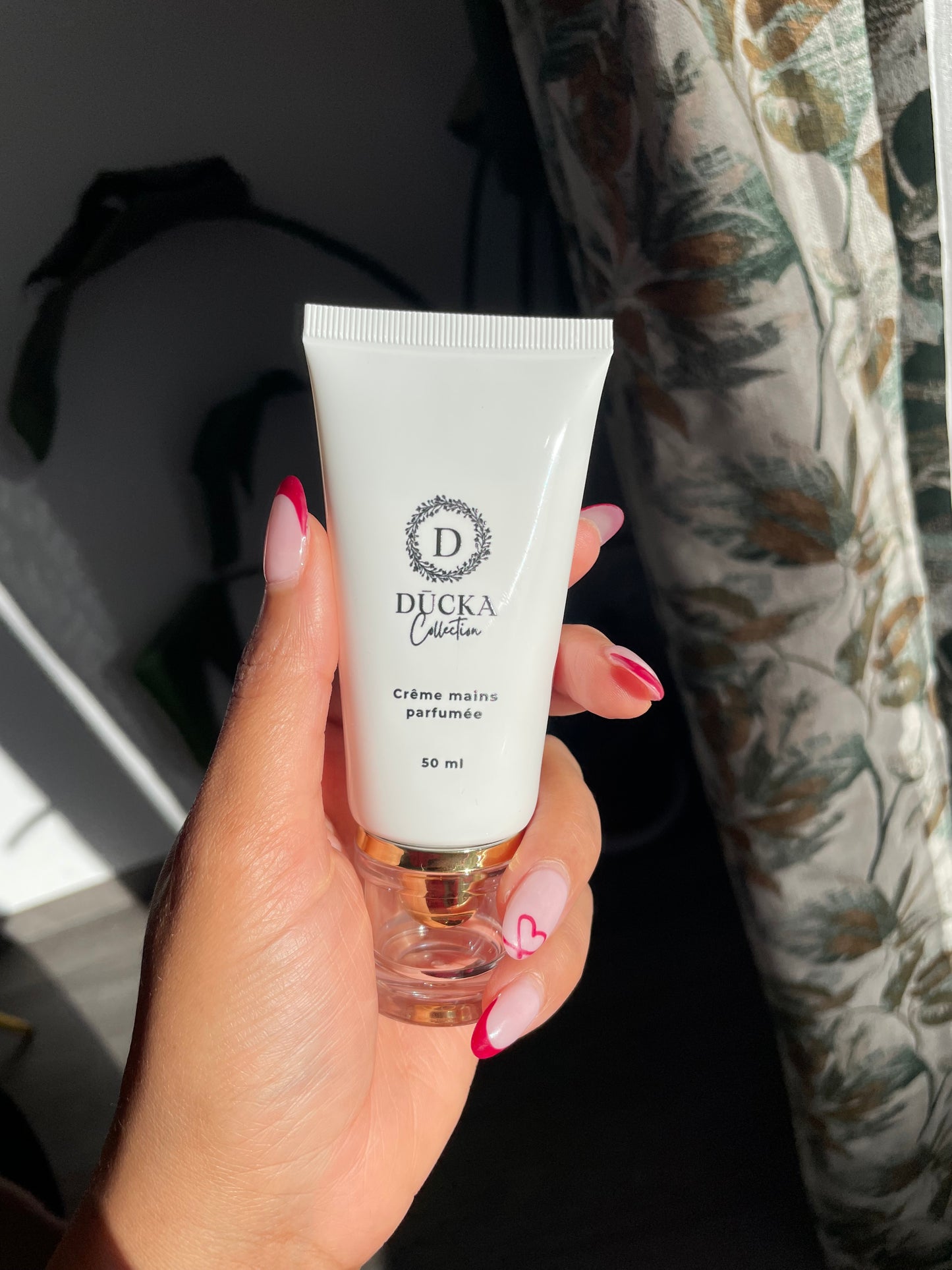 Crème parfumée pour les mains